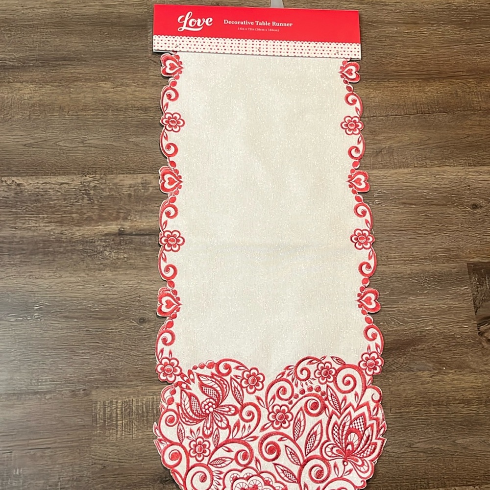New Love Decorative Table Runner